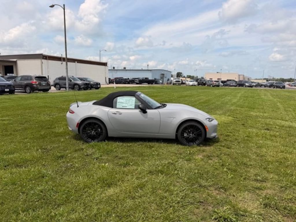 New 2026 Mazda MX-5 MIATA Club CONVERTIBLE