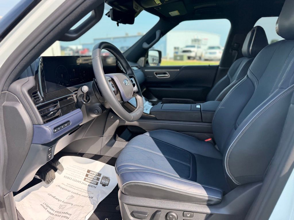 2026 INFINITI QX80 Sport - Photo 9