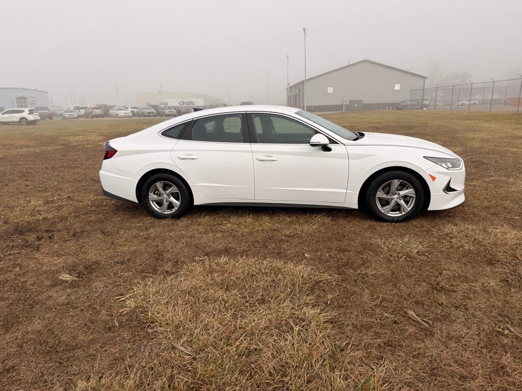 Used 2023 Hyundai Sonata SE Sedan