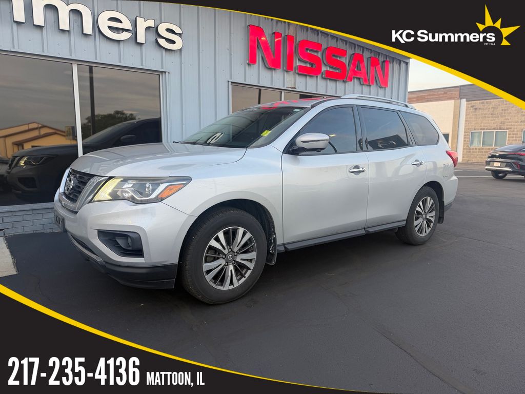 2017 Nissan Pathfinder SL 4WD's photo