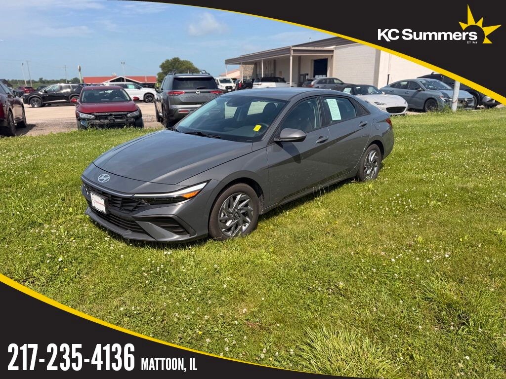 Used 2024 Hyundai Elantra SEL Sedan