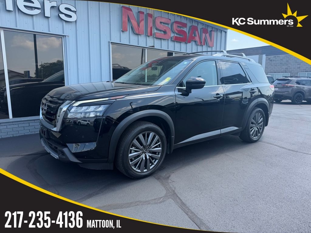 Used 2025 Nissan Pathfinder SL SUV