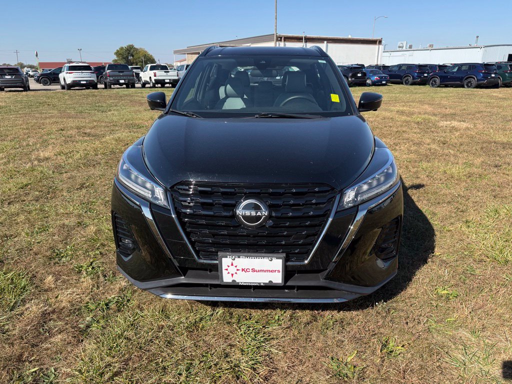 Used 2022 Nissan Kicks SR with VIN 3N1CP5DVXNL531702 for sale in Mattoon, IL