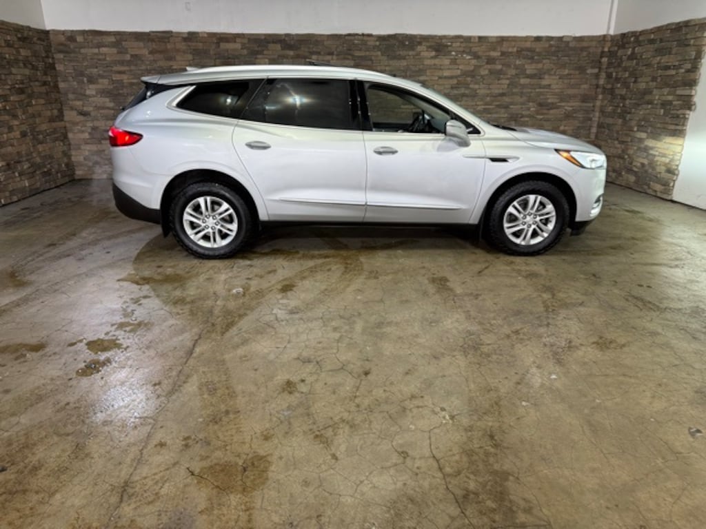 Used 2021 Buick Enclave Essence SUV