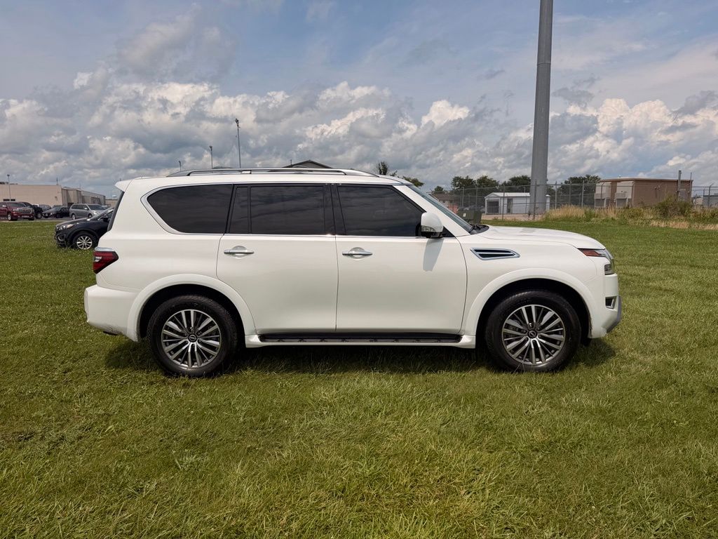 2023 Nissan Armada SL - Photo 4