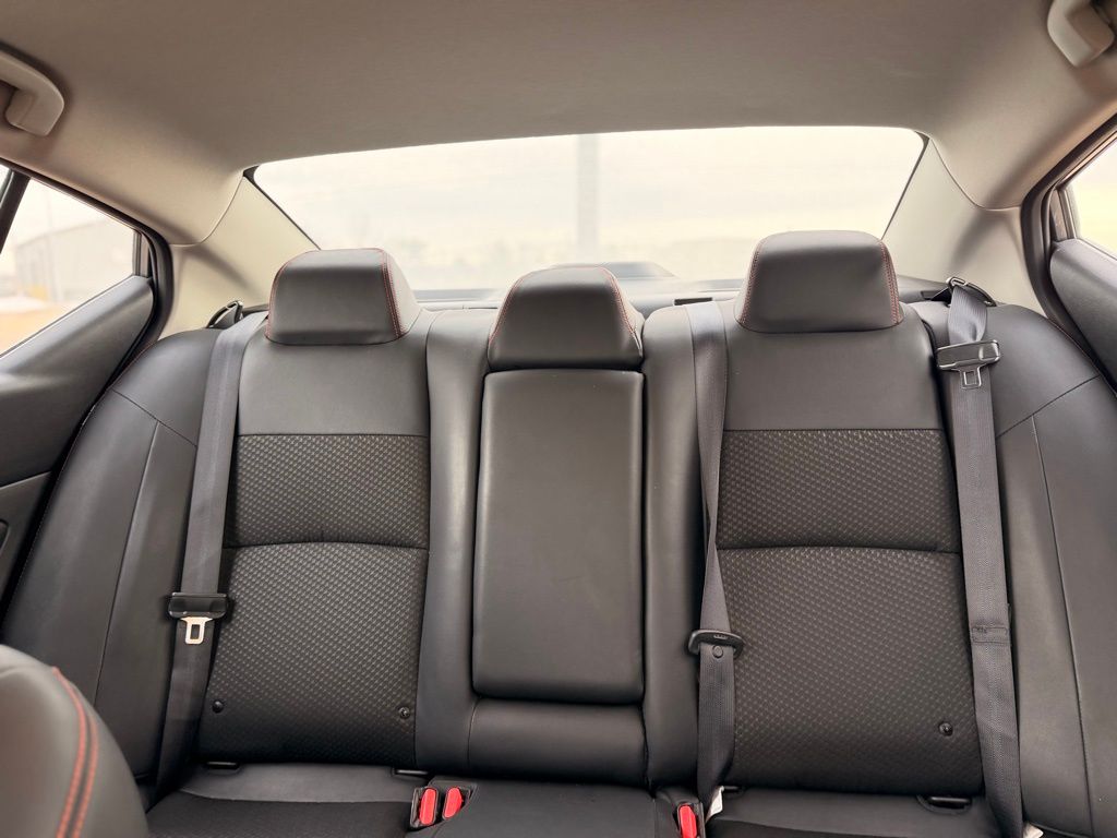2025 Nissan Altima SR - Photo 10