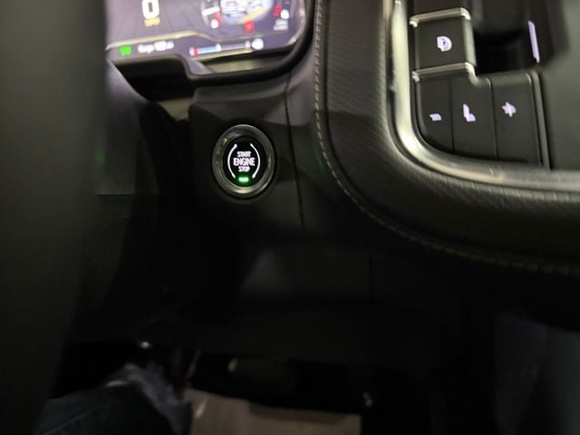 2023 GMC Yukon SLT - Photo 18