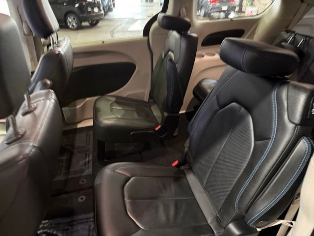 2021 Chrysler Pacifica Touring L - Photo 27