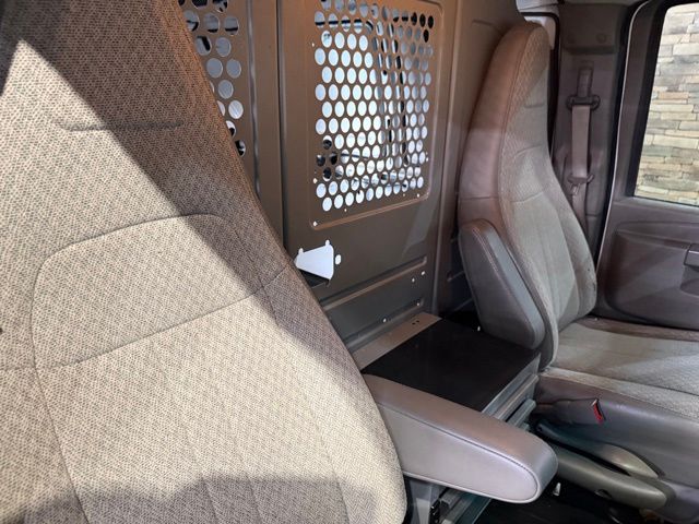 2016 GMC Savana Cargo Work Van - Photo 14