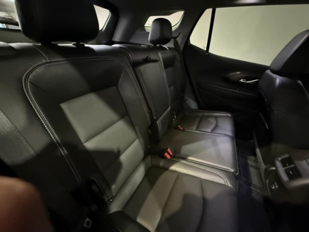 Used 2024 GMC Terrain SLT SUV