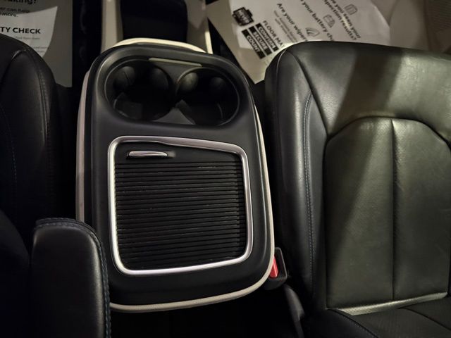 2021 Chrysler Pacifica Touring L - Photo 24