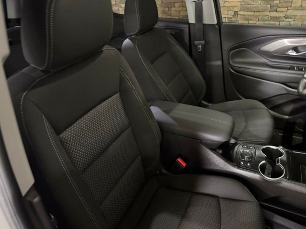 Used 2024 GMC Terrain SLE SUV