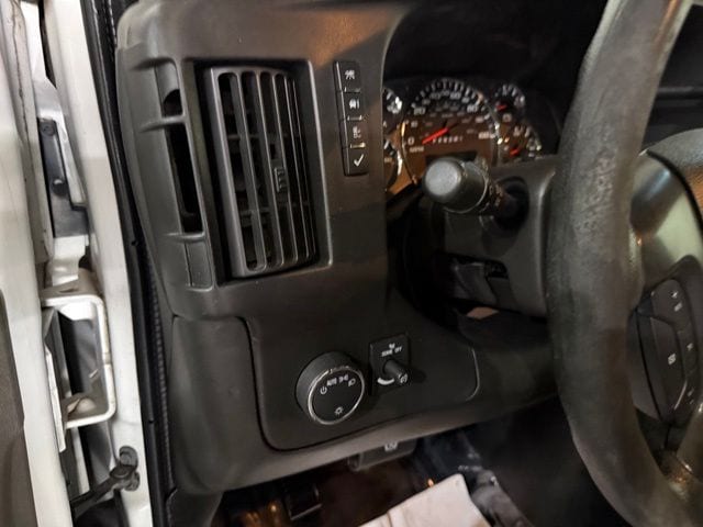 2016 GMC Savana Cargo Work Van - Photo 15