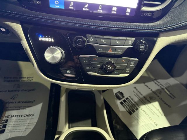 2021 Chrysler Pacifica Touring L - Photo 22