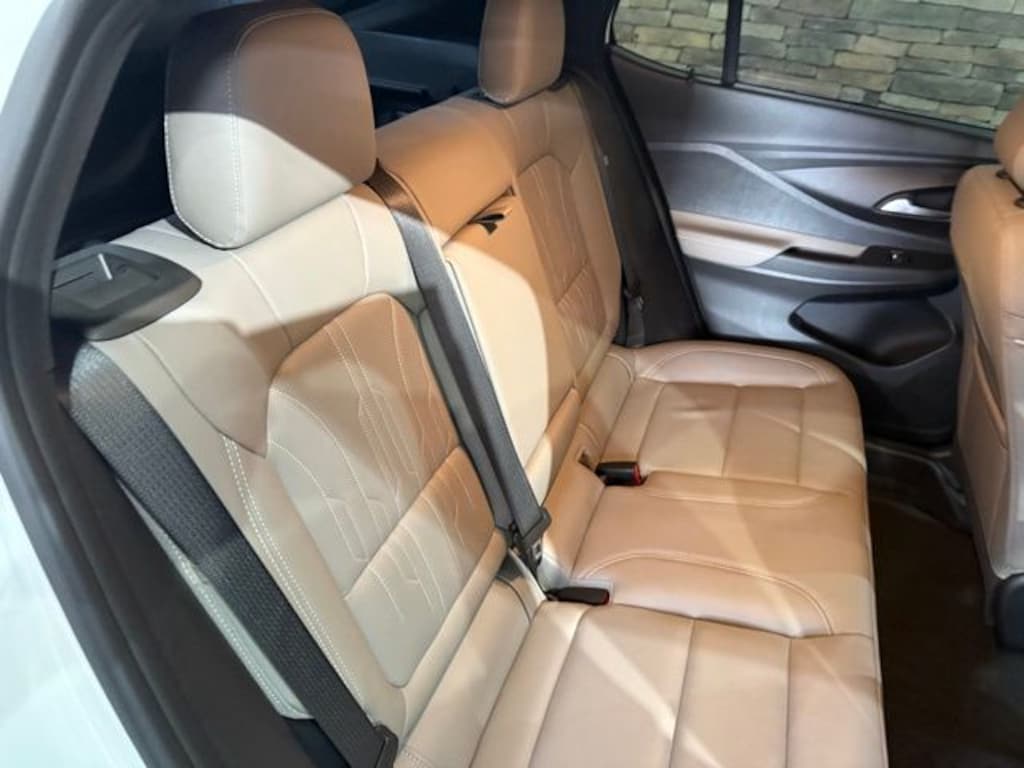 Used 2025 Buick Envista Avenir SUV