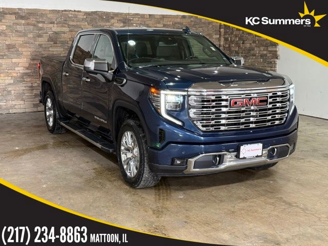 2022 GMC Sierra 4WD Crew Cab Short Box Denali's photo
