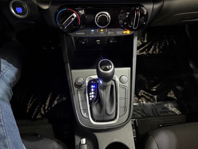 2022 Hyundai Kona SEL - Photo 21