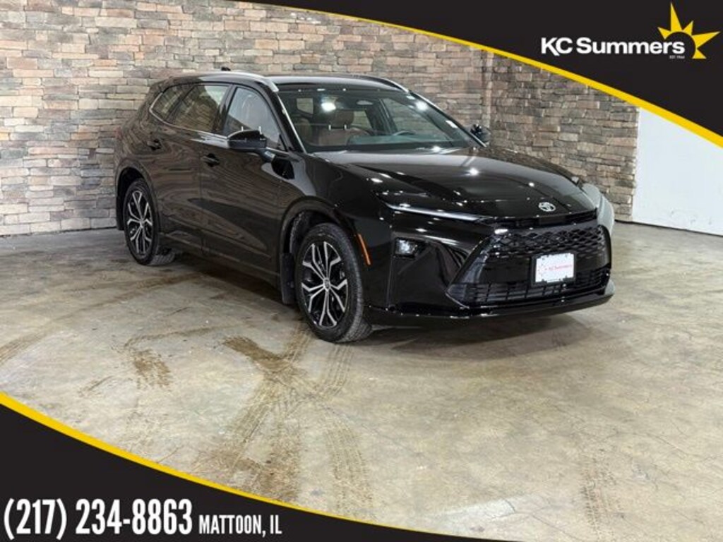 Used 2025 Toyota Crown Signia XLE SUV