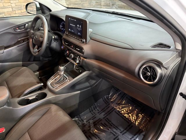 2022 Hyundai Kona SEL - Photo 3