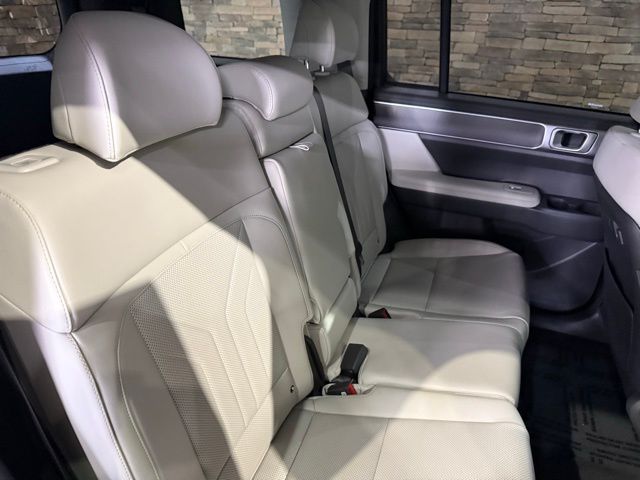2025 Hyundai Santa Fe SEL - Photo 31