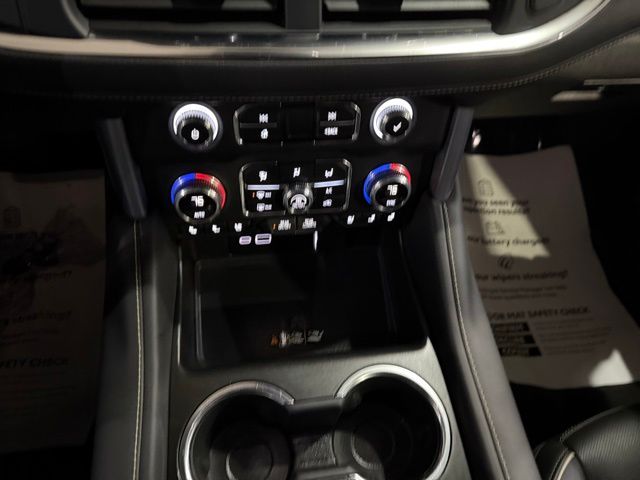 2023 GMC Yukon SLT - Photo 21