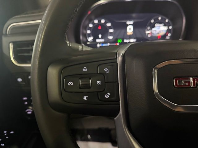 2023 GMC Yukon SLT - Photo 14