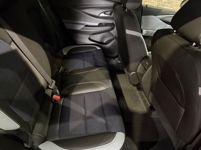 2025 Buick Envista Preferred - Photo 31