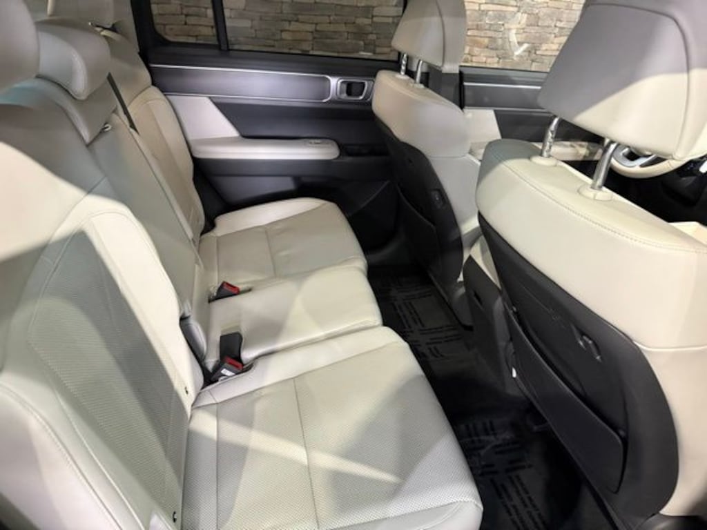 Used 2024 Hyundai Santa Fe SEL SUV