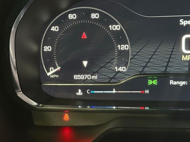 2023 GMC Yukon SLT - Photo 35