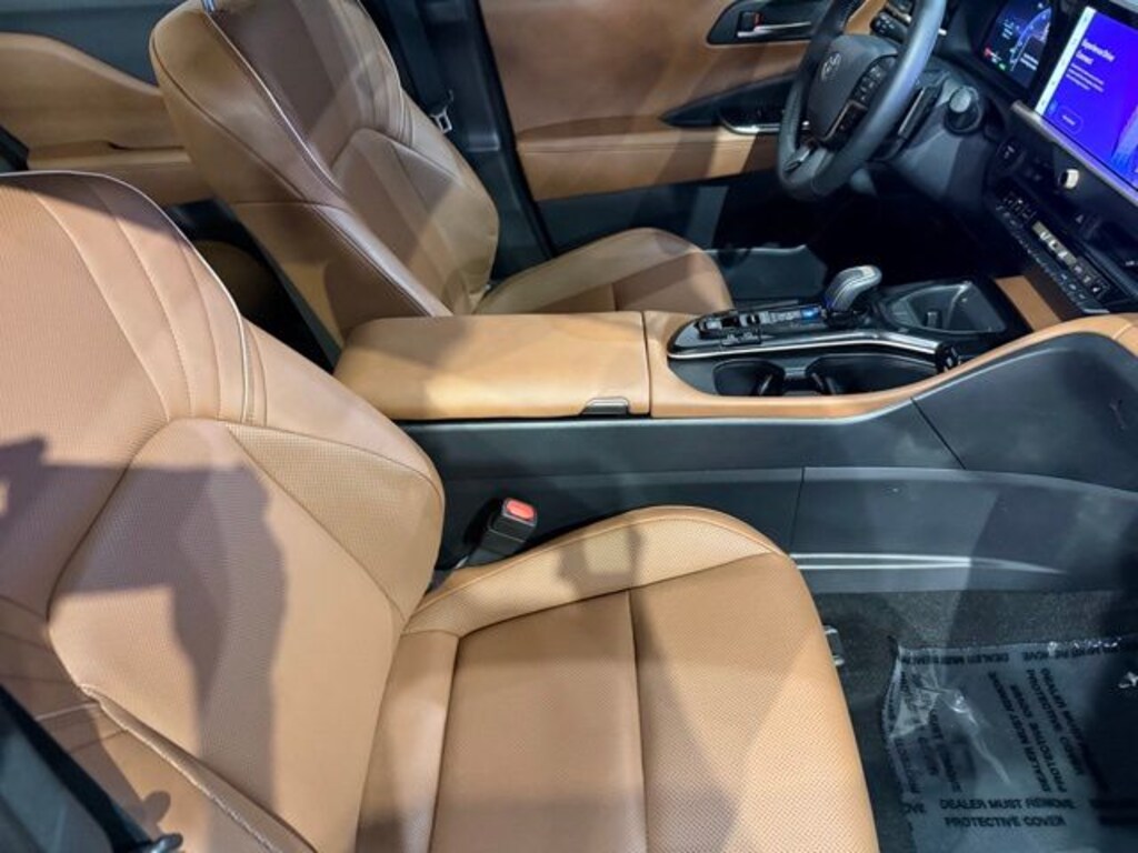 Used 2025 Toyota Crown Signia XLE SUV