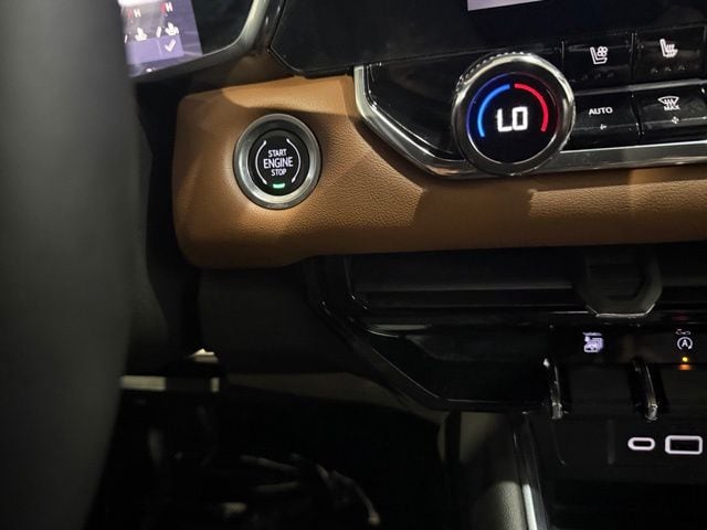 2023 GMC Canyon AT4 - Photo 18