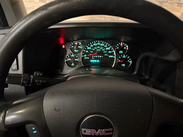 2016 GMC Savana Cargo Work Van - Photo 18