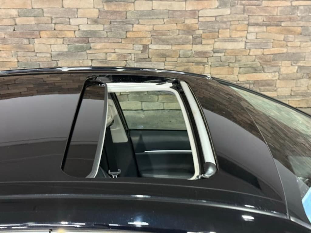 Used 2024 Toyota Camry Hybrid XLE Sedan