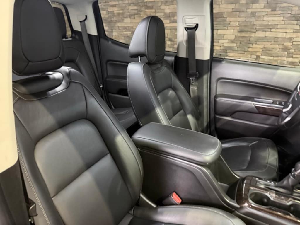 Used 2022 GMC Canyon Elevation Truck Crew Cab