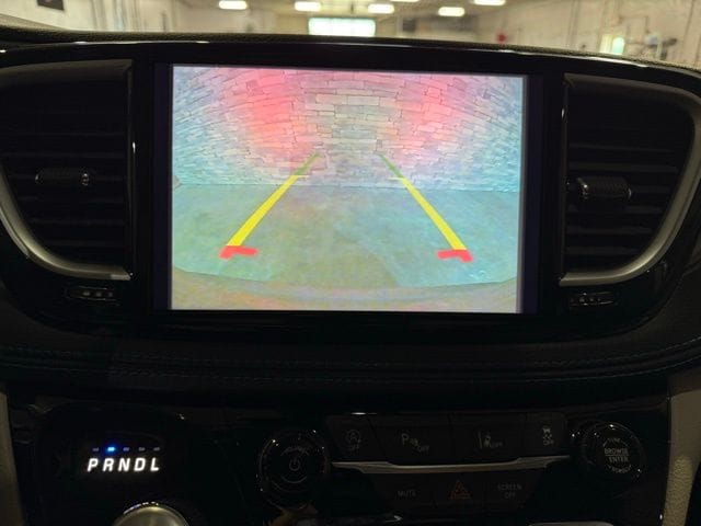 2021 Chrysler Pacifica Touring L - Photo 35