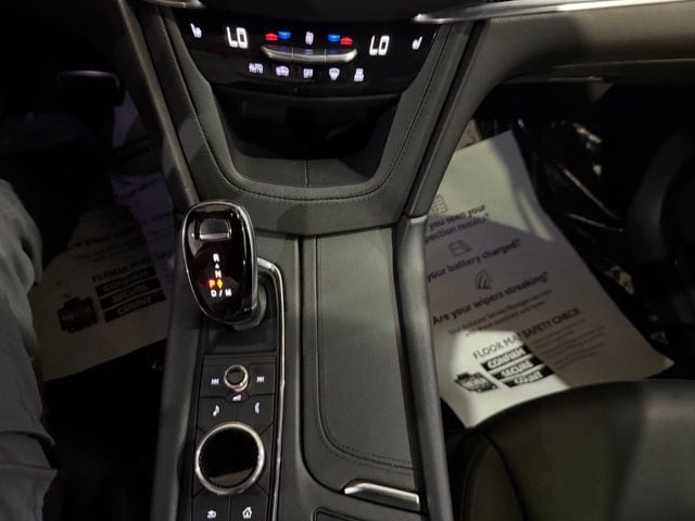 2022 Cadillac XT5 Sport - Photo 21