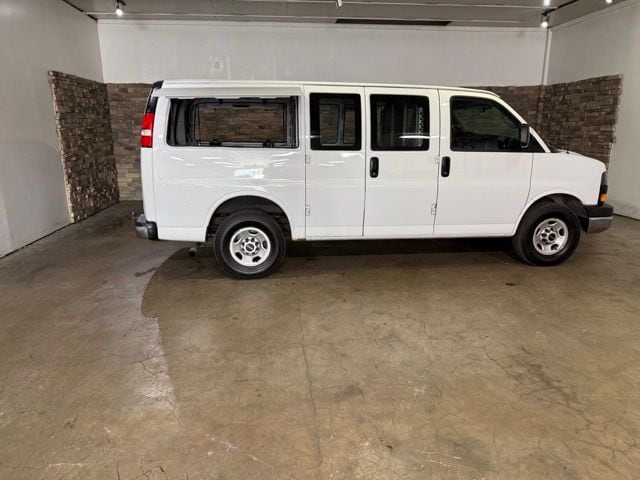 2016 GMC Savana Cargo Work Van - Photo 11