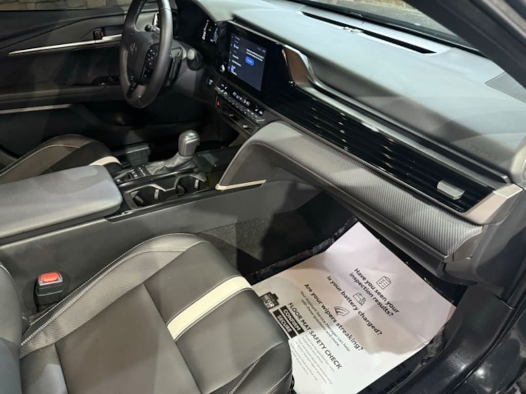 Used 2025 Toyota Camry SE Sedan