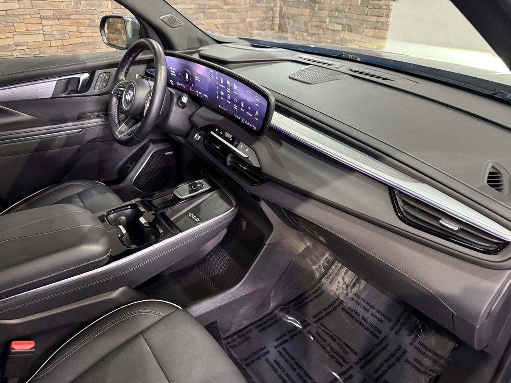 Used 2025 Buick Enclave Preferred SUV