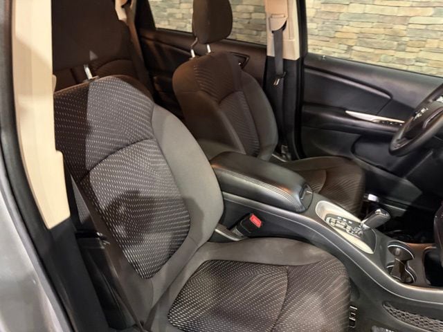 Used 2018 Dodge Journey SE with VIN 3C4PDCAB8JT427807 for sale in Mattoon, IL
