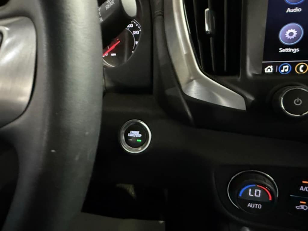 Used 2024 GMC Terrain SLT SUV