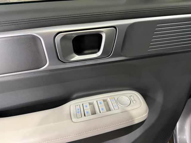 2025 Hyundai Santa Fe SEL - Photo 12