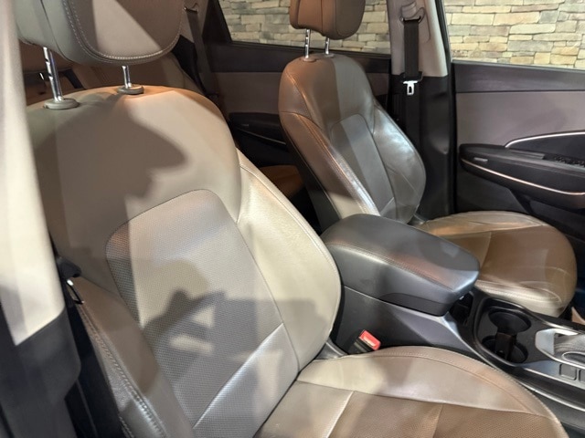 Used 2019 Hyundai Santa Fe SE with VIN KM8SN4HF7KU306016 for sale in Mattoon, IL