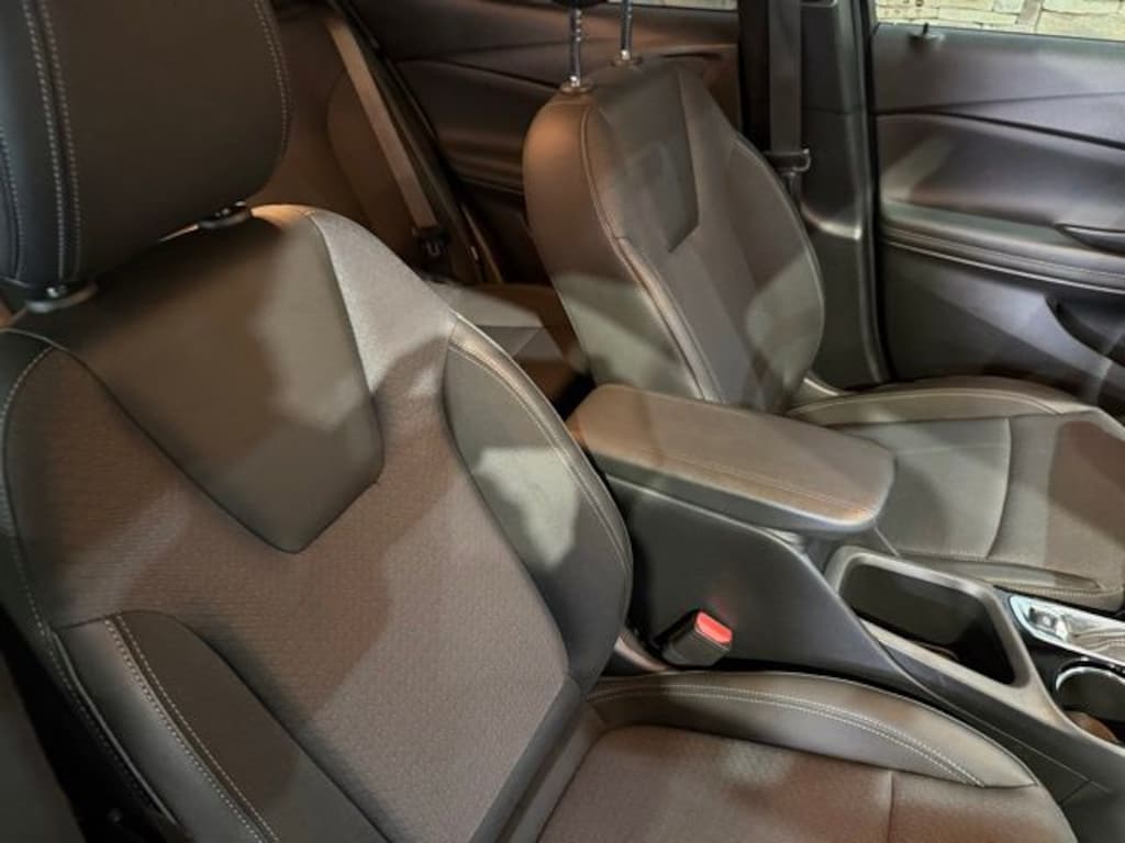 Used 2025 Buick Encore GX Preferred SUV