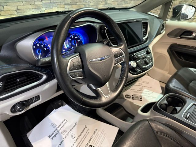 2021 Chrysler Pacifica Touring L - Photo 12