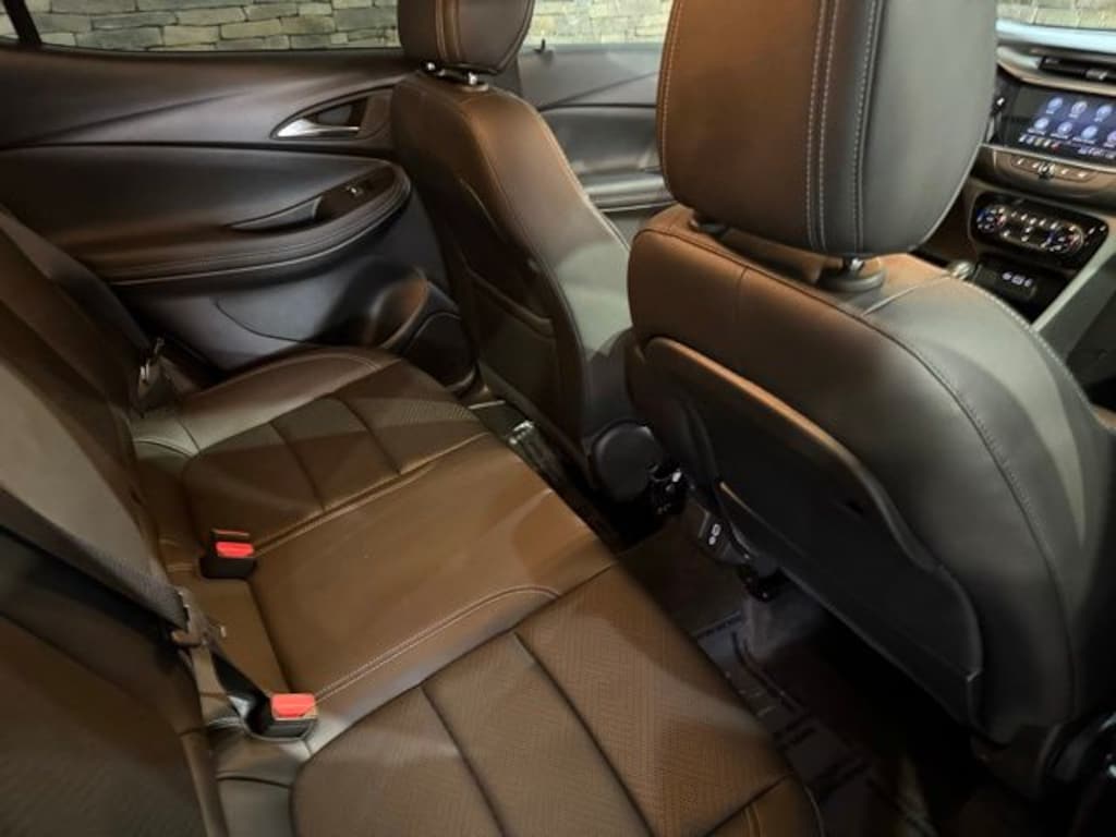 Used 2023 Buick Encore GX Essence SUV
