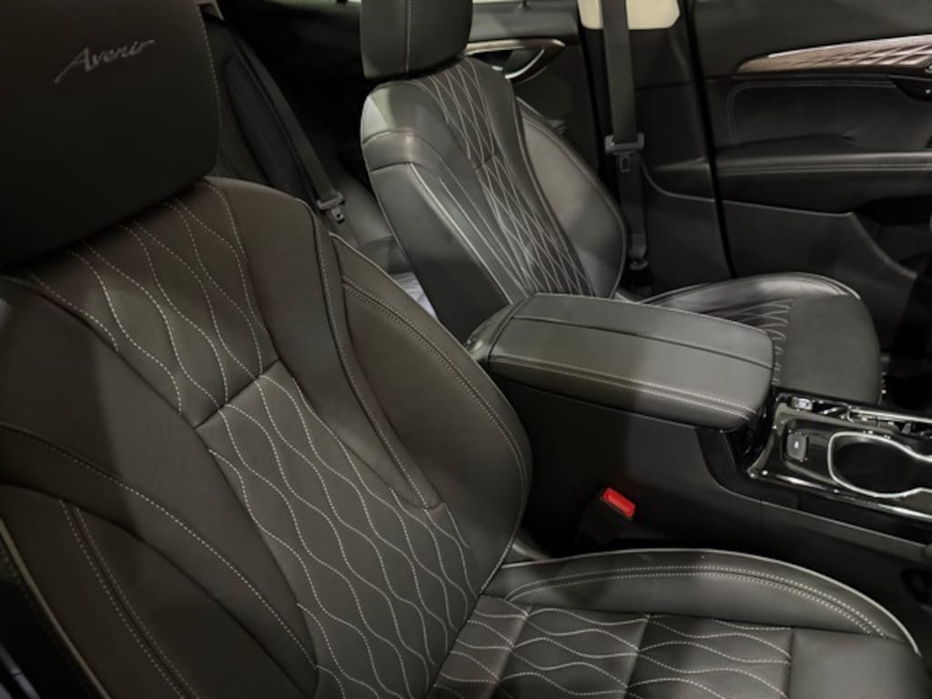 Used 2021 Buick Envision Avenir SUV