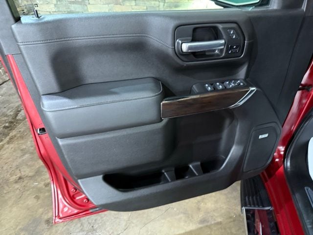 2020 GMC Sierra 1500 SLT - Photo 11