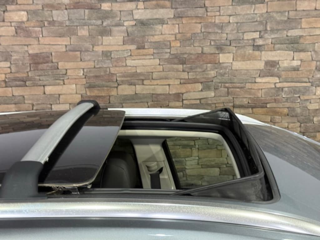 Used 2020 Buick Envision Essence SUV