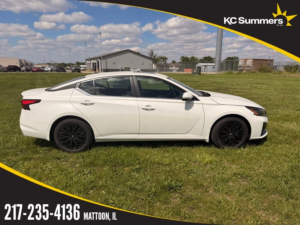 New 2026 Nissan Altima SV Sedan